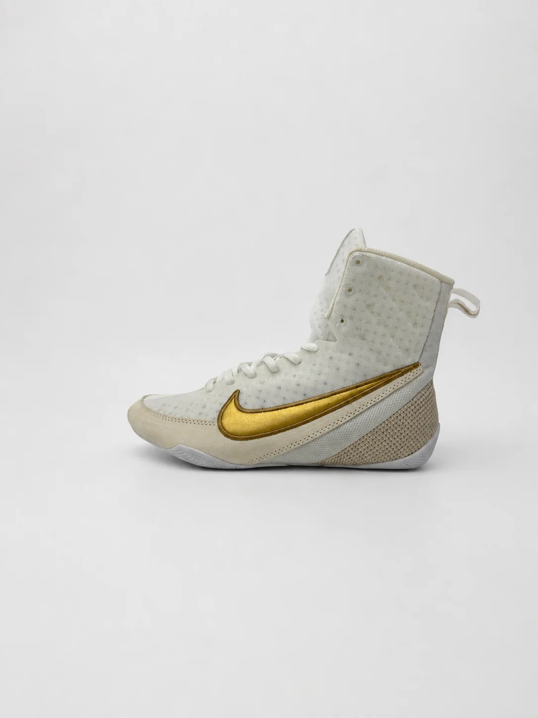 Nike MACHOMAI 3 白金色